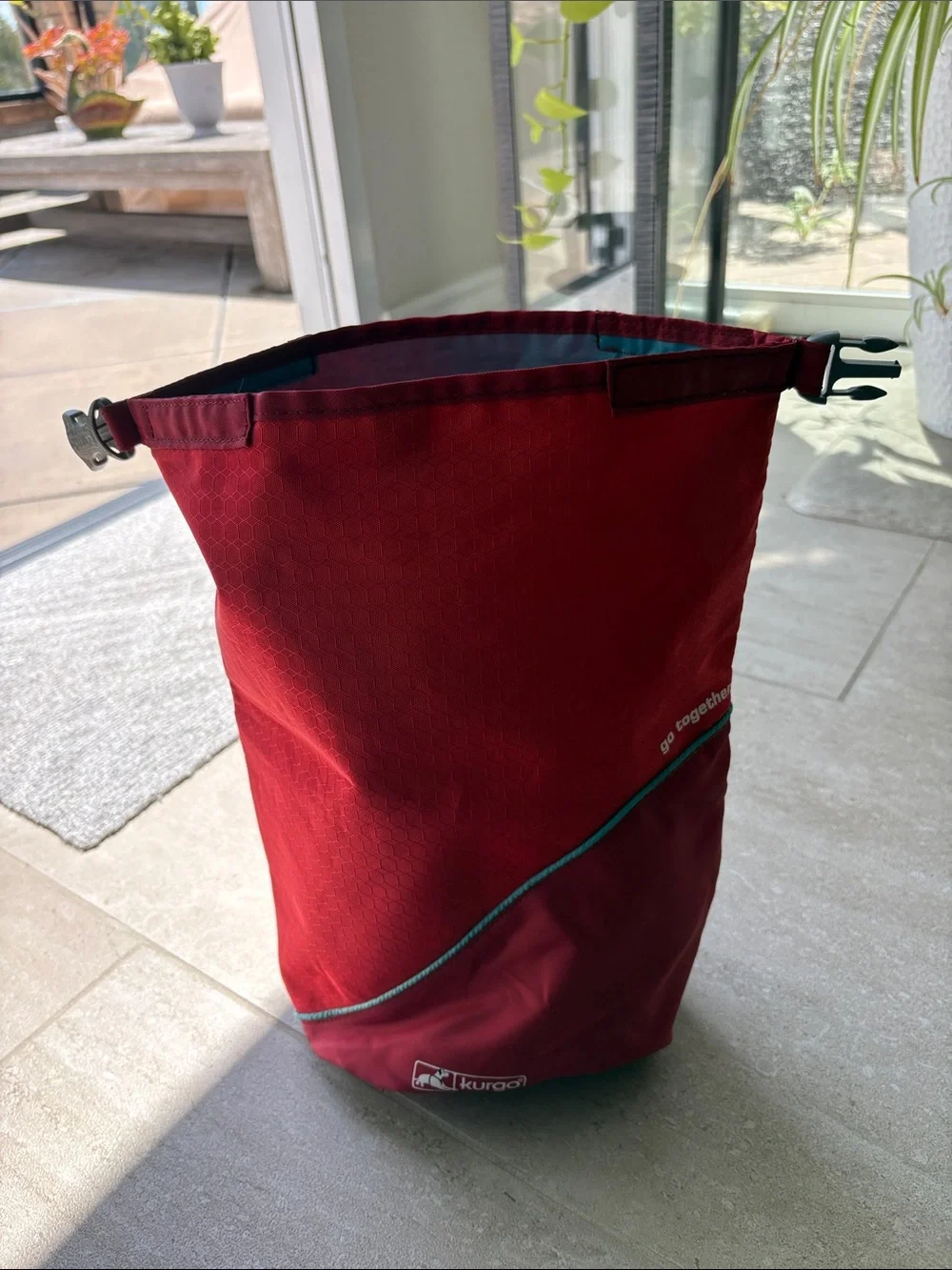 Kurgo Chili Red Pet Food Travel Carrier Holds 5 lbs of Dry Kibble